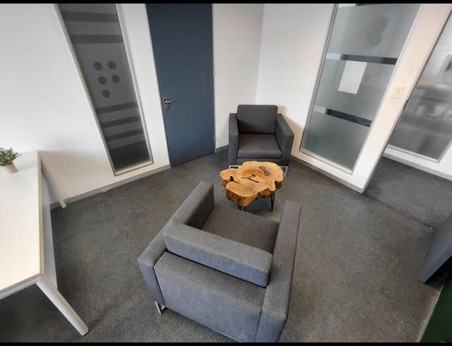 23M² OFFICE TO LET IN FOURWAYS